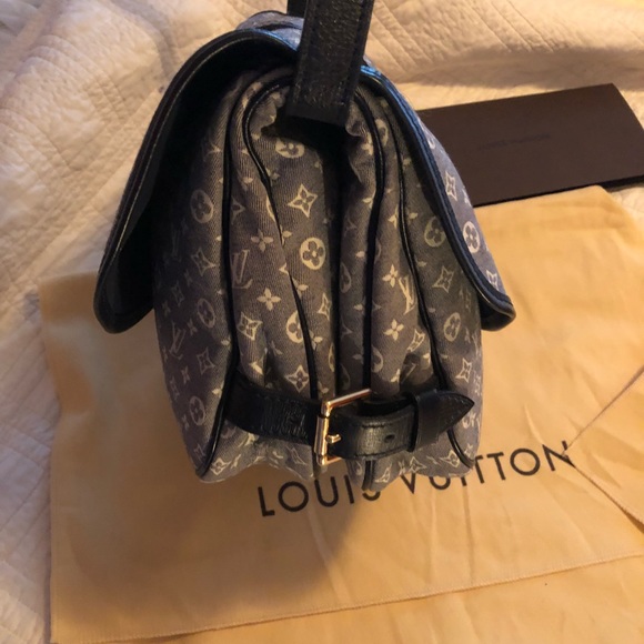 LV Saumur 30 (like new)-excellent condition - Picture 6 of 8